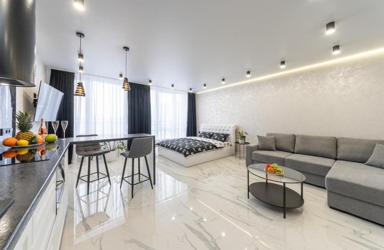 Лучшие Апартаменты На 2 Этаже В Жк Seven Kiev Exterior foto